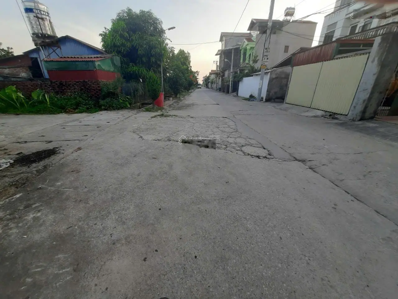 Bán nhà, bìa làng, view cánh đồng, căn góc, bạch đa, Kim Hoa, Mê Linh, 118m2 MT 8m đg 6m, SĐ, 4xtỷ