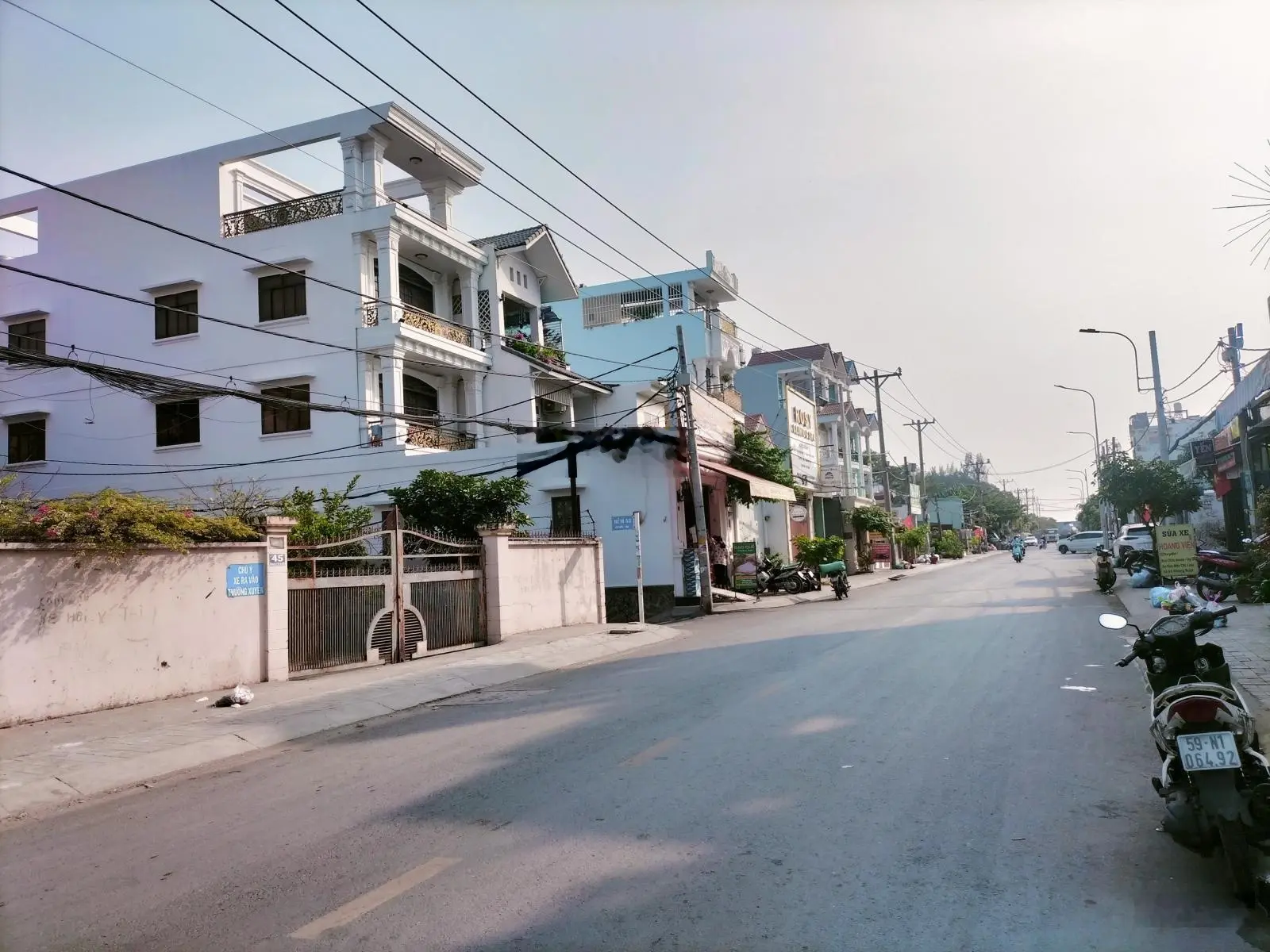 Nhà mặt tiền Dương Cát Lợi Thị trấn Nhà Bè 4 tầng 4*19m, nhỉnh 8 tỷ, TL, dòng tiền 20 tr
