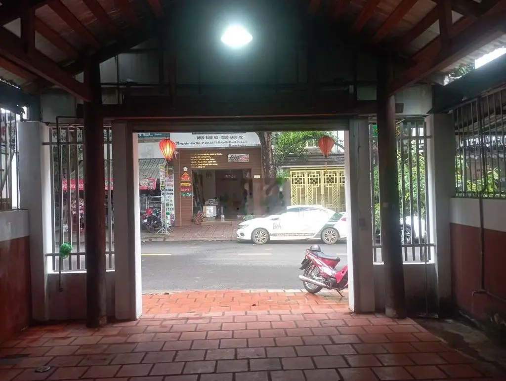BÁN NHÀ KHU METRO - MẶT TIỀN NGUYỄN HỮU THỌ, P. TÂN AN, BUÔN MA THUỘT