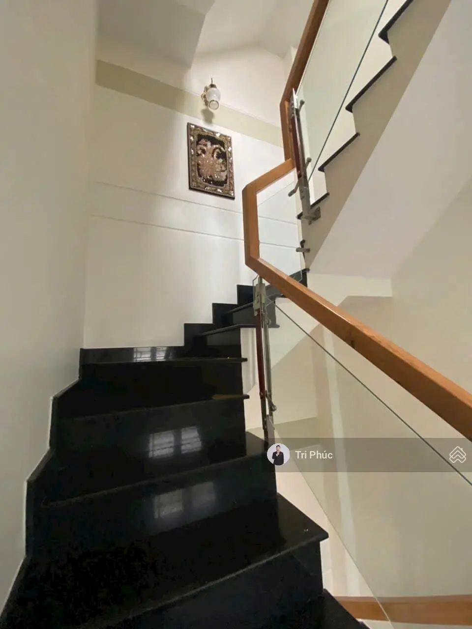 Chỉ 9.Xty Nhà 5 Tầng Xe Hơi Đậu Trong Nhà 45m2 4PN Ngay Ngã Tư Phú Nhuận Phan Đăng Lưu