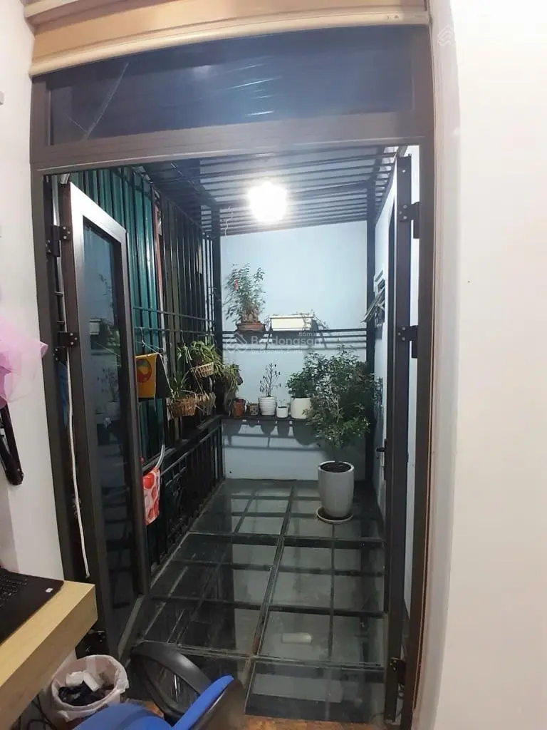 Bán nhà Trung Phụng - Đống Đa, nhà mới, ngõ nông, dân xây 5 tầng chắc chắn , 33m2 x 5,3 tỷ