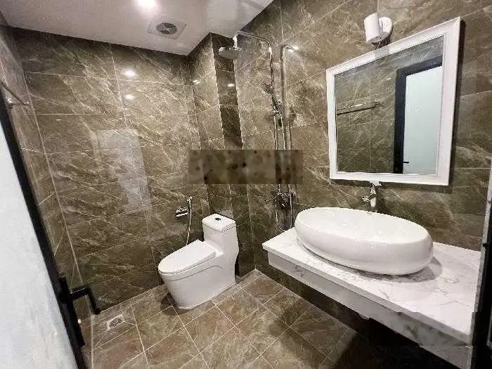 Hiếm có khó tìm, nhà đẹp, dân xây ô tô đỗ cửa, Phố Trạm - Cổ Linh, 46 m2 * 5T, MT 5m. Nhỉnh 5tỷ