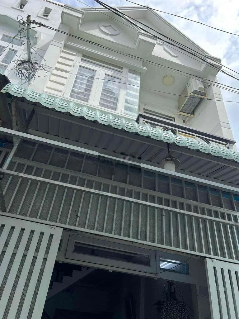 Bán nhà SHR đúc 1 trệt 1 lầu đường Trần thị cờ, Q12