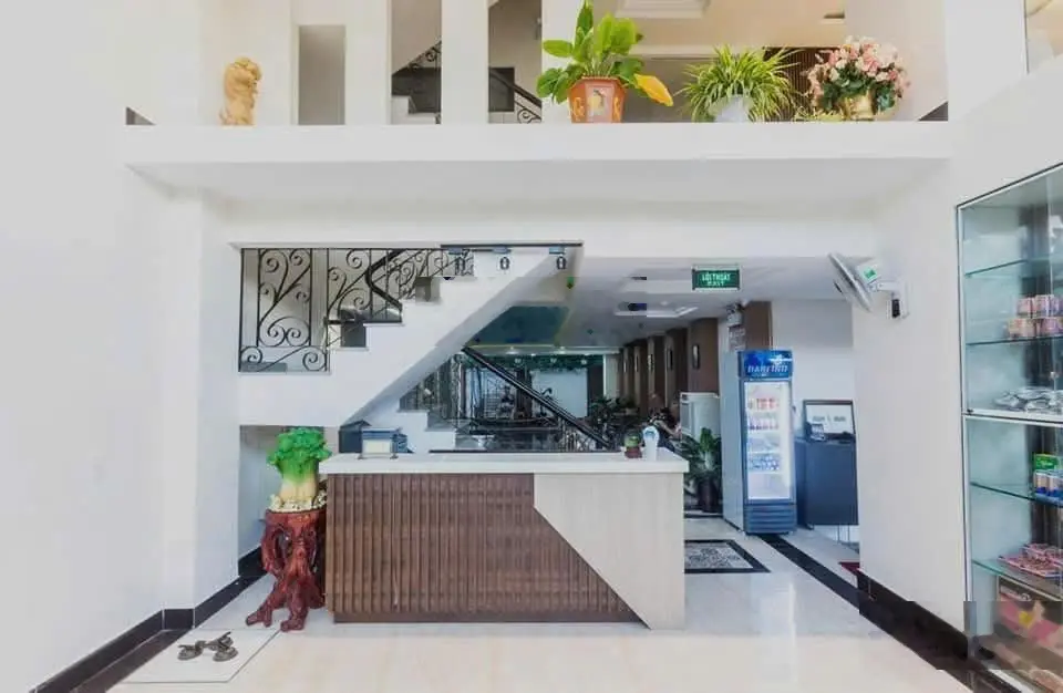 Chỉ 29,x tỷ: bán tòa nhà CH dịch vụ Đà Nẵng- gần đường Hồ Xuân Hương: 10x18m- 7 tầng 20 căn 10PKS