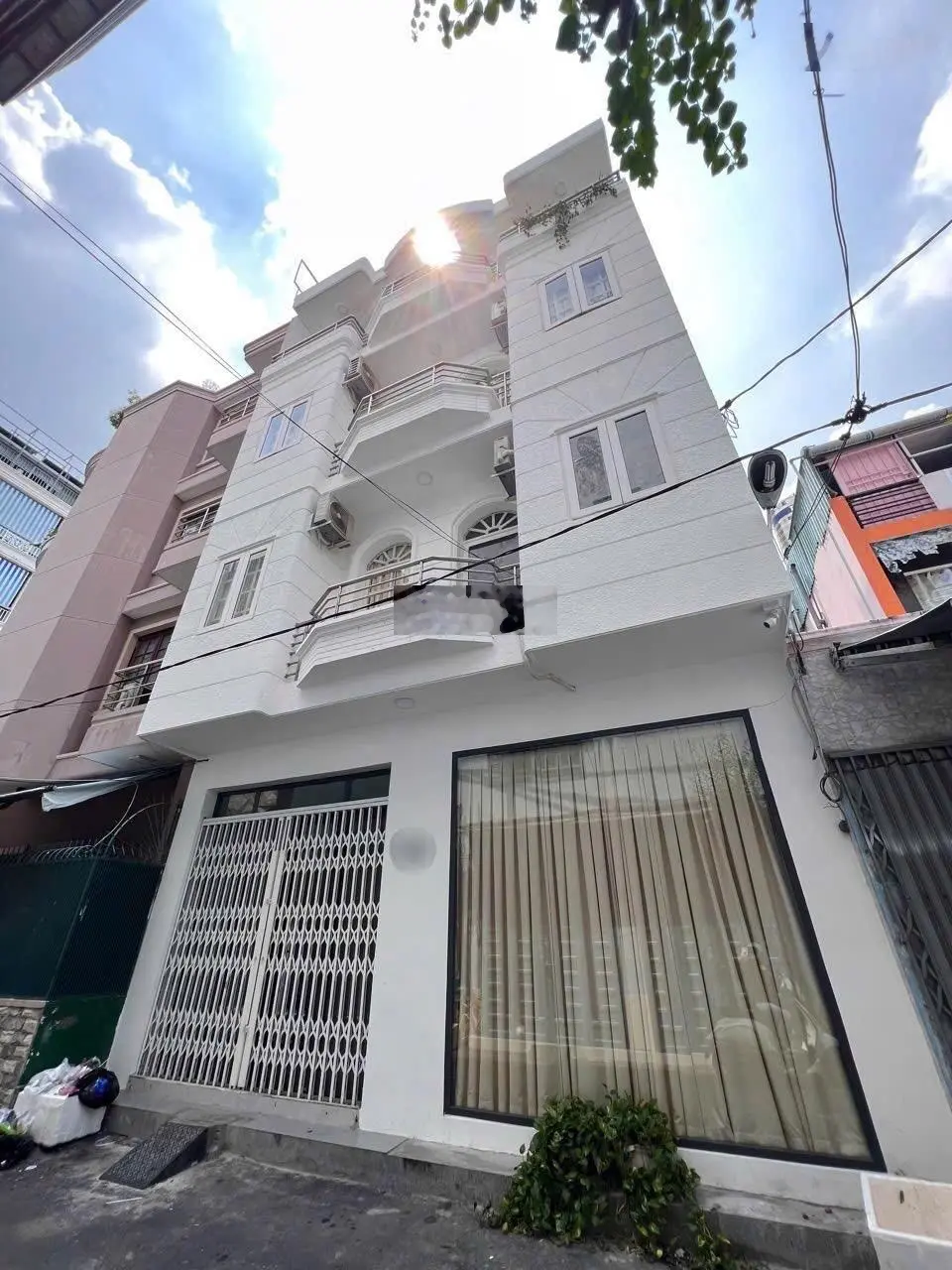 Giảm mạnh 2 tỷ gấp bán - Lê Văn Sỹ - Quận 3 - hẻm nhựa 6m oto ngủ nhà-ngang khủng 7m-4 tầng-12.4 tỷ