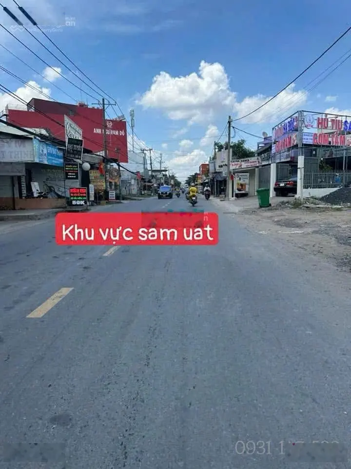 Em có 3 lô đất mặt tiền vị trí cực đẹp ngay chợ bình chánh giá 700tr