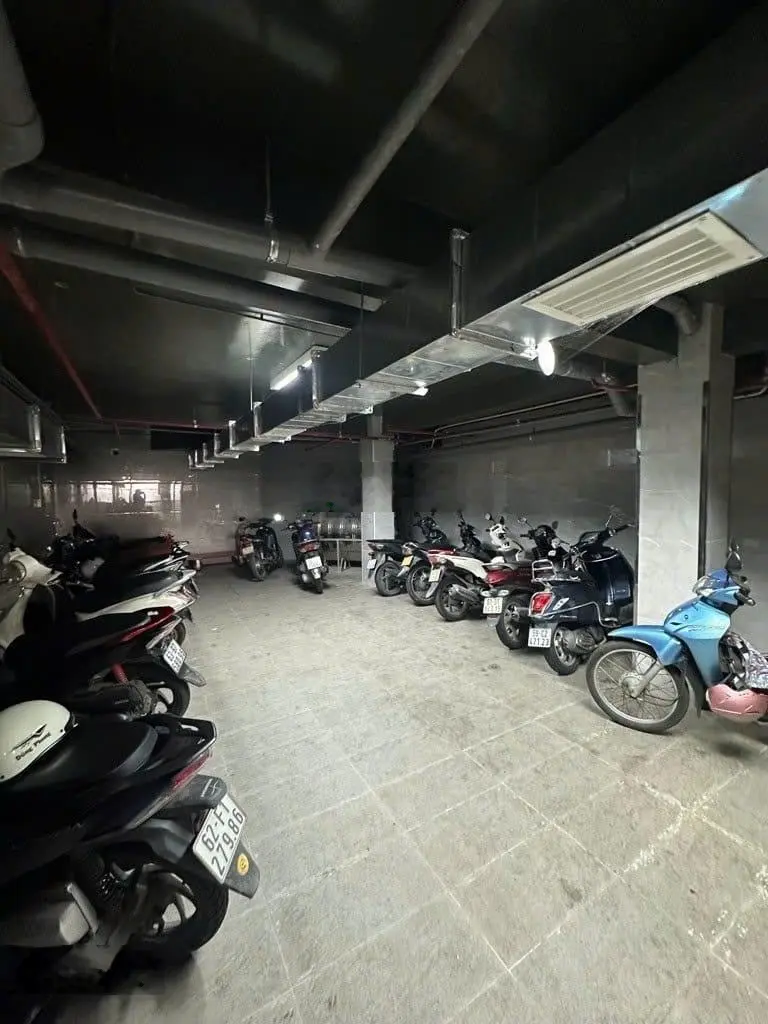 Căn góc 2 mặt tiền Nguyễn Thị Nhung, Vạn Phúc City, DT 181,1m2 dòng tiền 70tr/th - 30tỷ - Thật 100%