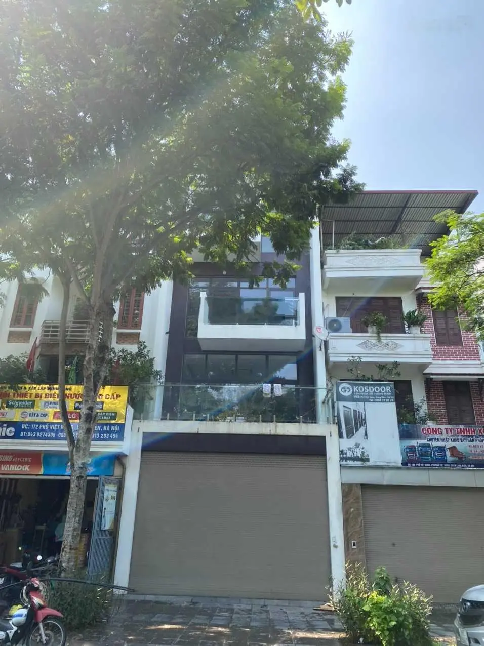 Bán mặt phố Việt Hưng, Long Biên 100m2 mặt tiền 6m 5 tầng thang máy 32.5 tỷ