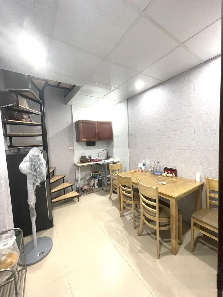 Nhỉnh 2 tỷ có nhà đống đa sổ đỏ riêng, lô góc, ngõ thông, sang tên ngay