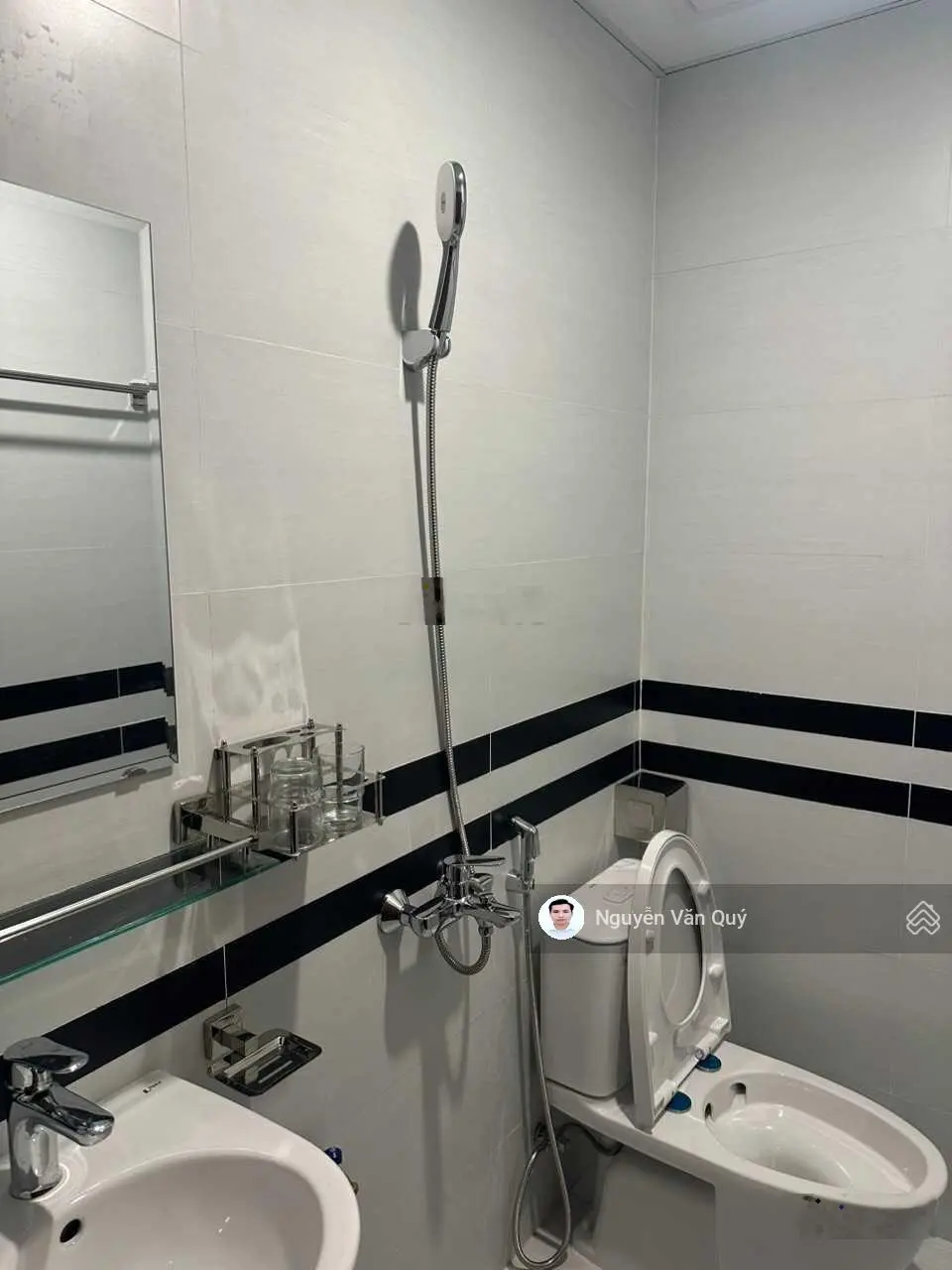 Nhà 5 tầng Vân Canh, cách 1 nhà ra đường oto 7 chỗ chạy, cách Mỹ Đình 5km