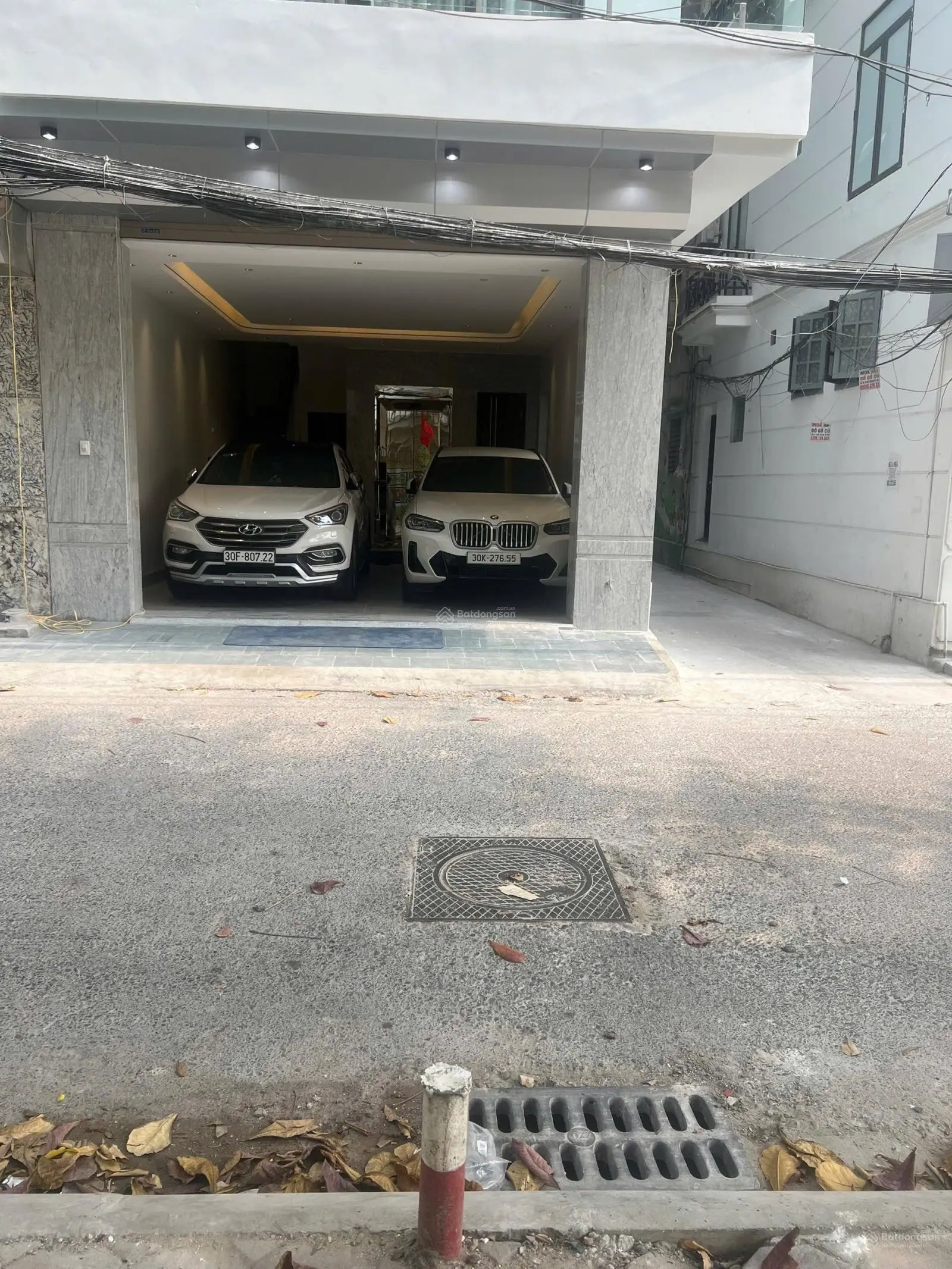 Nhà lô góc 6.5 tầng hiện đại-Lung Linh- Full Đồ tại Nguyễn Văn Cừ đường thông ô tô tránh-Kinh doanh