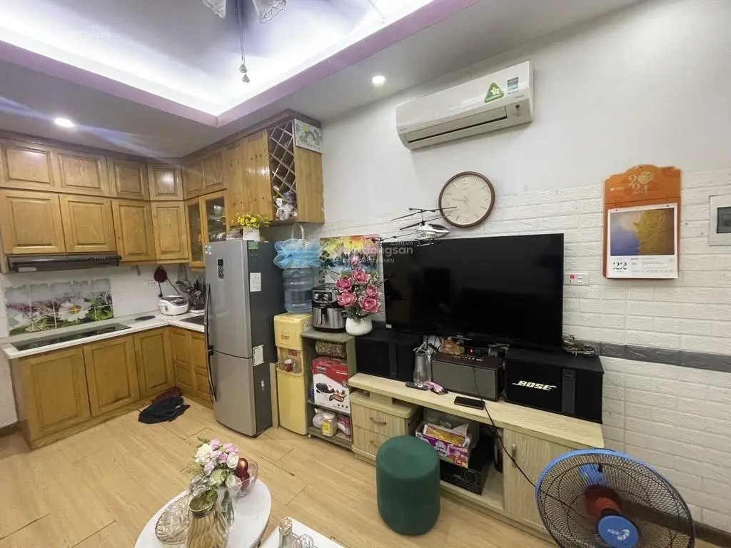 Bán căn hộ 2 phòng ngủ giá chỉ 1,95 tỷ VND tại Cầu Giấy