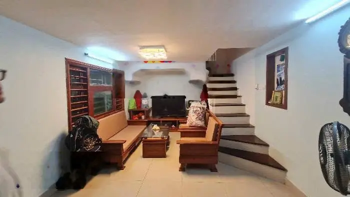 Nhà phố yên lãng, ô tô tránh, kinh doanh sầm uất. 31m x 5 tầng
