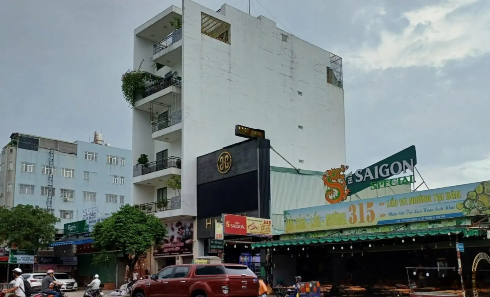 Cần bán nhà mặt phố giá 84 tỷ VND tại Tân Phú, Hồ Chí Minh