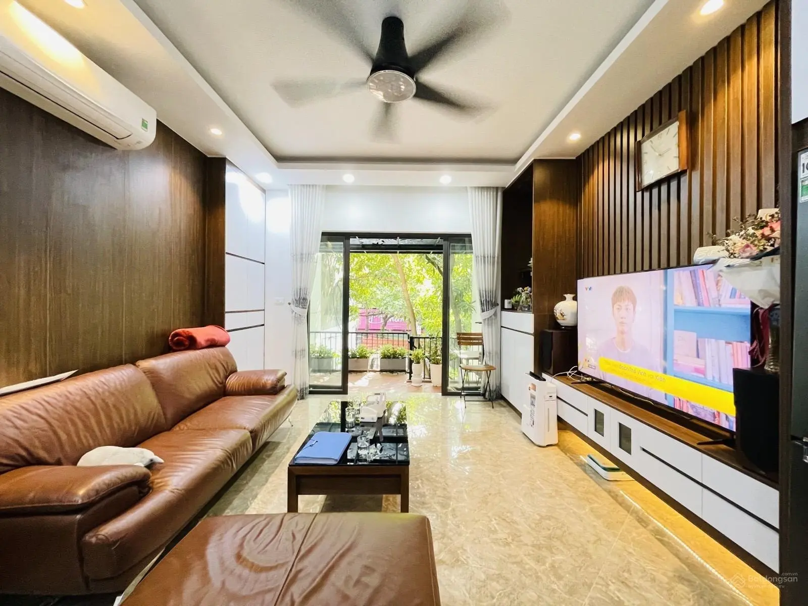 Mặt phố Nguyễn Ngọc Nại 110m x 4T vỉa hè rộng, vị trí kinh doanh sầm uất, giá tốt nhất khu vực.