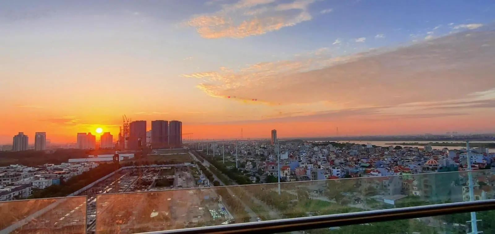 Bảng hàng độc quyền T9 Sunshine Golden River, giá rẻ hơn 40% CĐT, gặp trực tiếp chủ nhà đàm phán