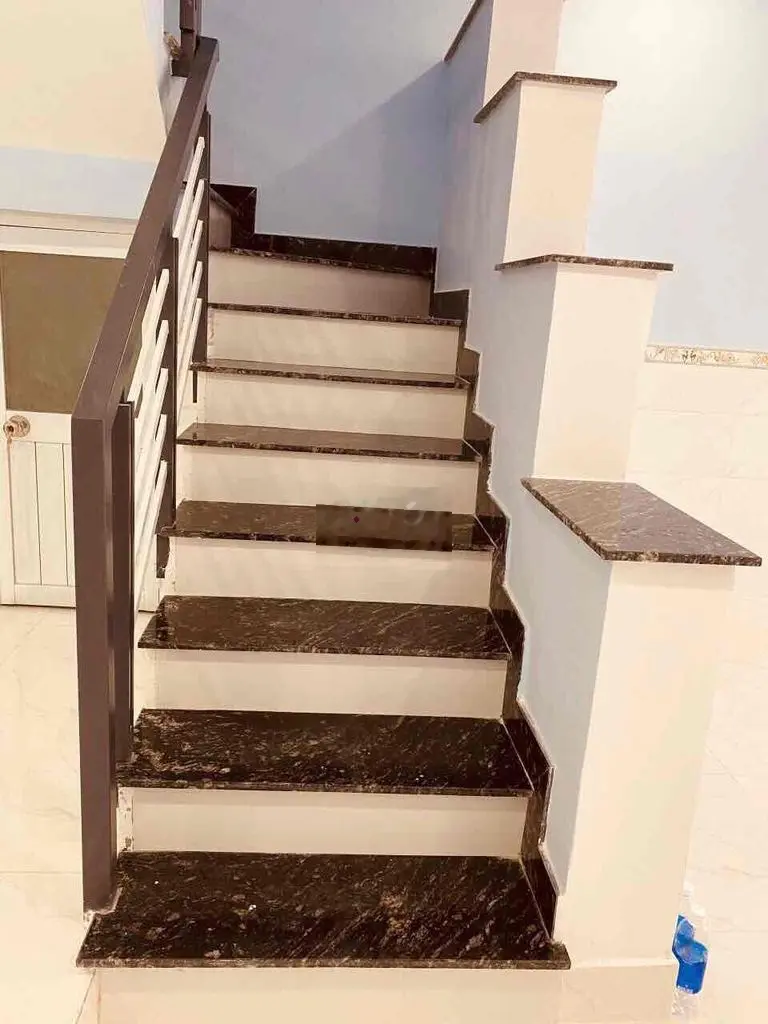 Bán nhà HẺM ÔTÔ Trần Thủ Độ 4 x15- 2 tầng chỉ 4,7 tytl