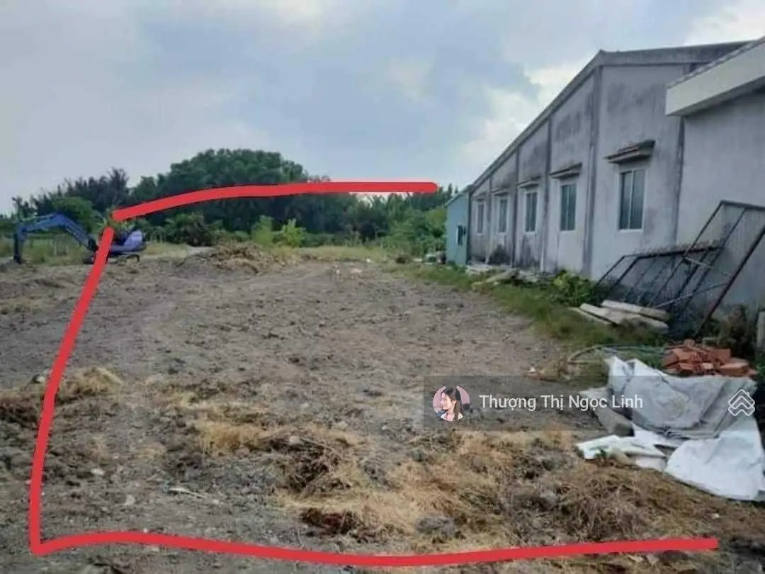 Bán gấp đất MT Nguyễn Văn Tư, gần trường tiểu học phường 7, Bến Tre. 120m2/600tr. SHR, full thổ cư