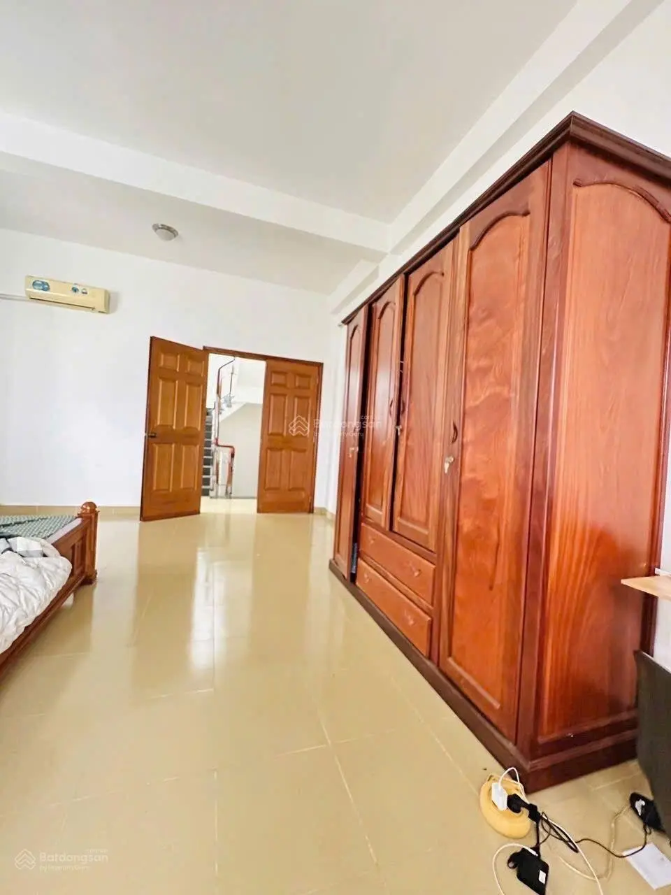 Cần bán nhà full nội thất khu Bình Phú Vip Q6 diện tích 4x17m, 6 PN giá 13,3 tỷ liên hệ 0938 030 ***