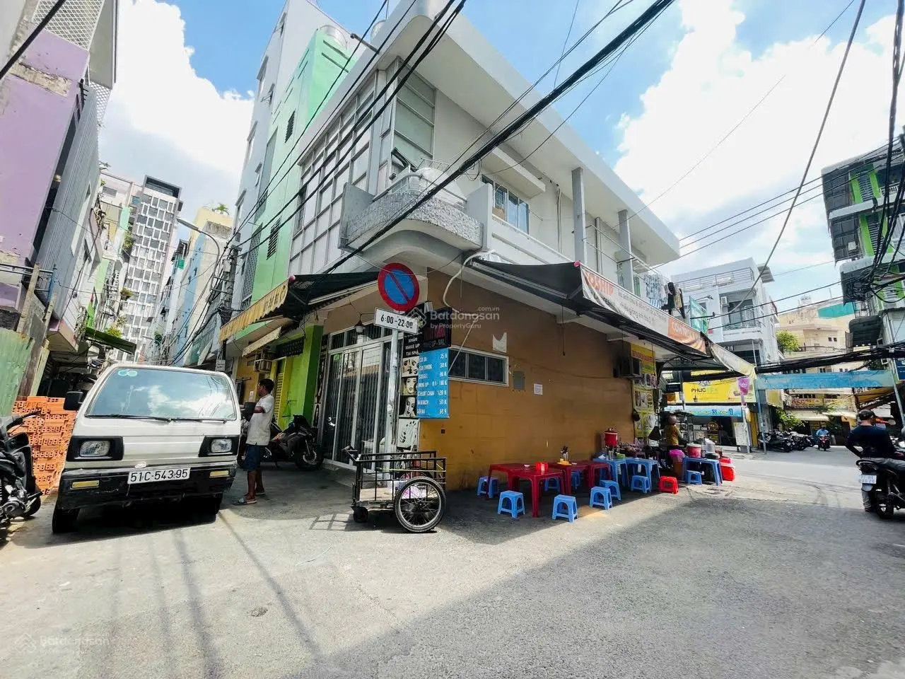 Bán gấp nhà 2 mặt tiền đường xe hơi trước sau 7 phòng ngủ