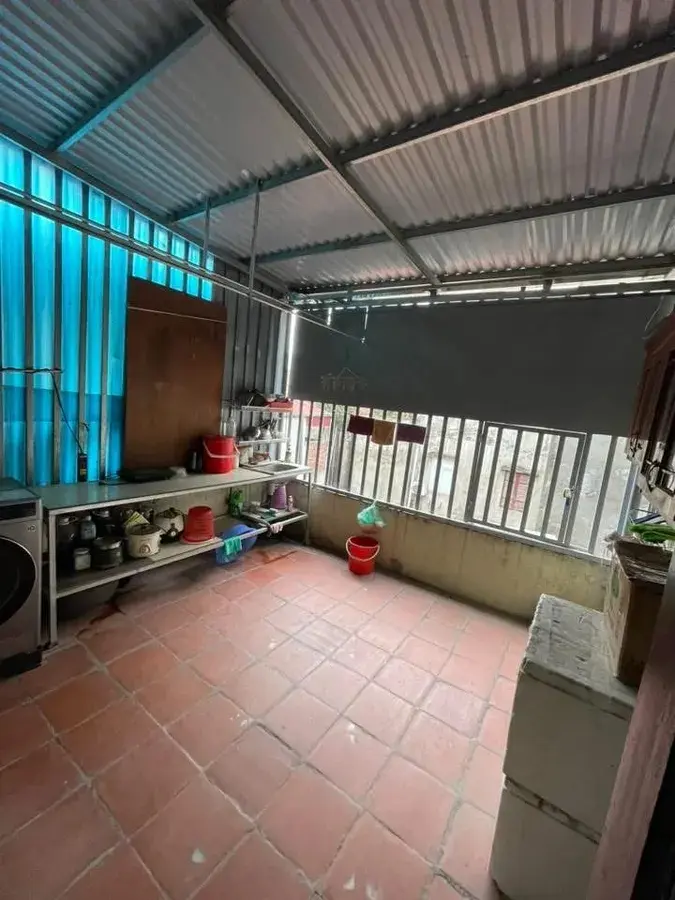 Bán gấp nhà phố Kim Mã - ô tô vào tận nhà. DT 49m2*5 tầng, chỉ hơn 8 tỷ