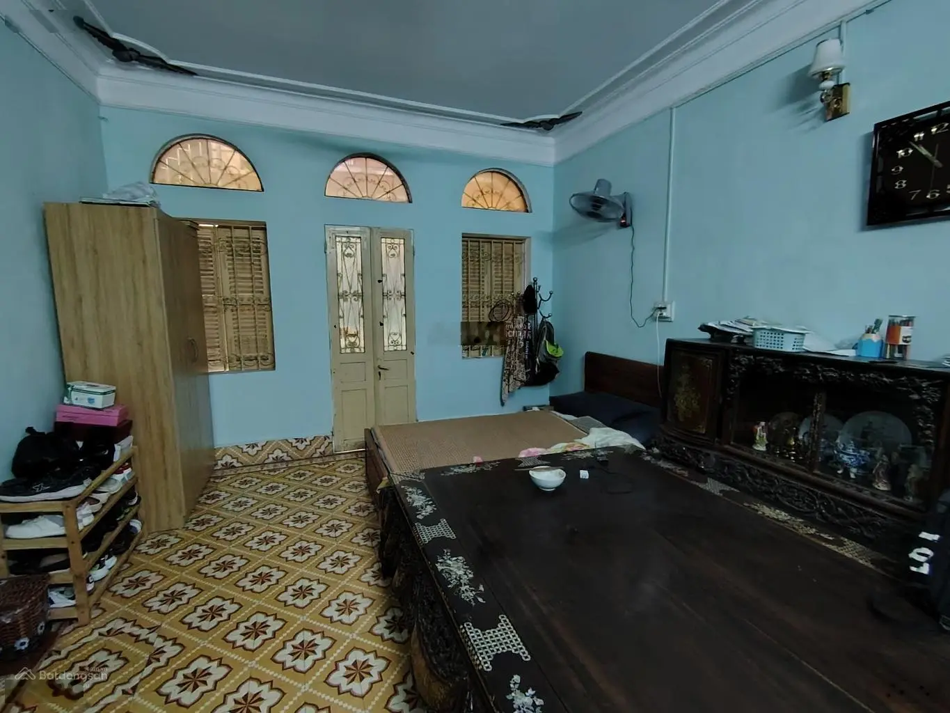 Bán nhà trong ngõ 318 phố Đê La Thành Ngõ rộng thoáng gần phố