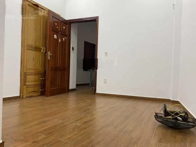 Hàng hiếm Thái Thịnh, Đống Đa. Thông số: 52,8m2x4t, mỗi tầng 2 phòng, ngõ nông sát phố. Giá 6.95 tỷ