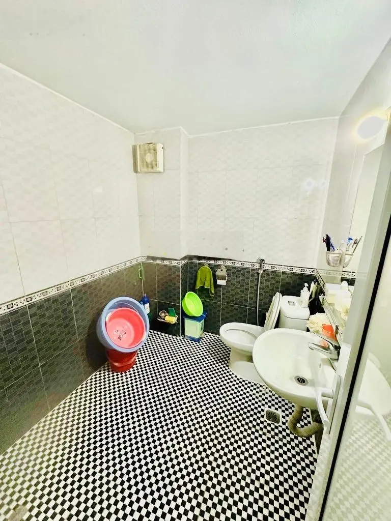 Bán nhà phố vip hồng mai- 1 nhà ra ô tô- trước nhà ba gác tránh - 35m2 5 tầng chỉ 5 tỷ còn bớt