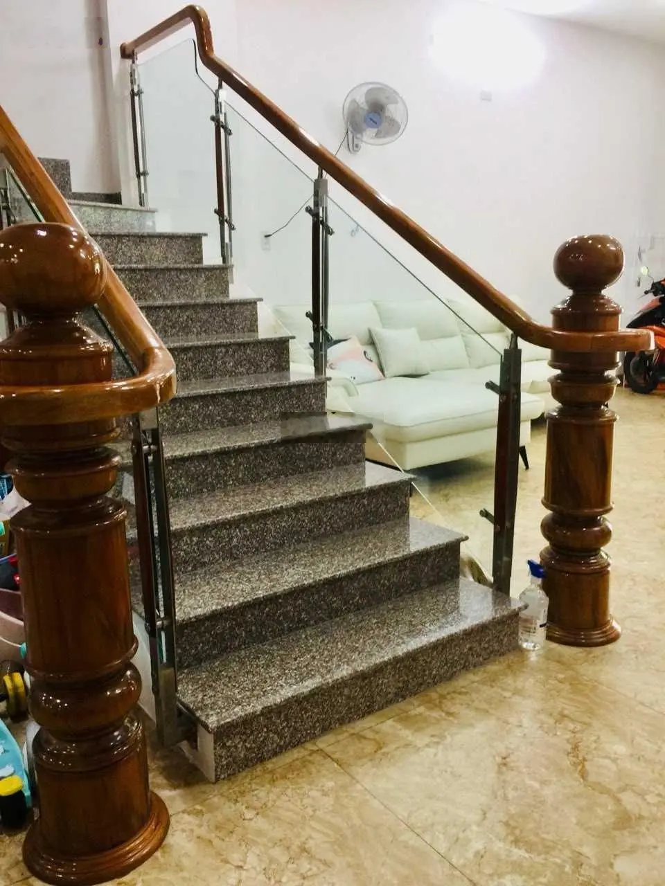 Bán nhà 3,5 tầng khu đô thị Hà Quang 1, đường Số 8
