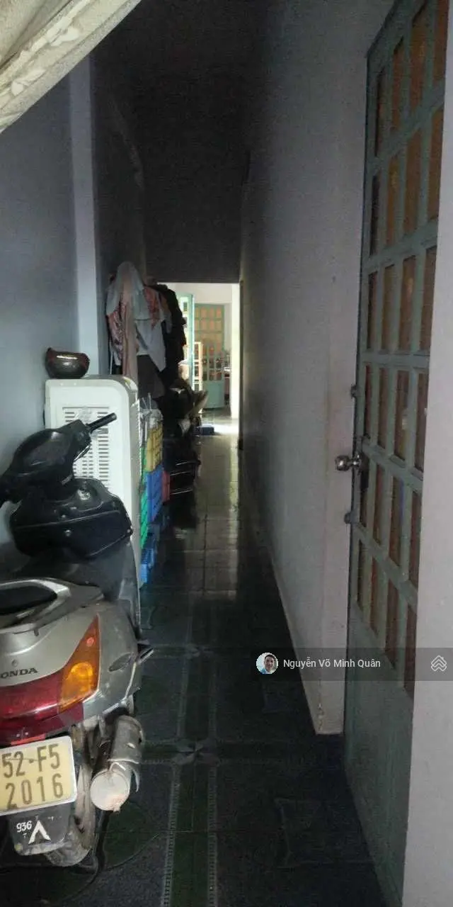 Nhà C4 Thị Trấn Hóc Môn MT KDC vip ngay Công An Huyện, chợ Hóc Môn, DT 5,5mx26.5m, DTCN 143m2