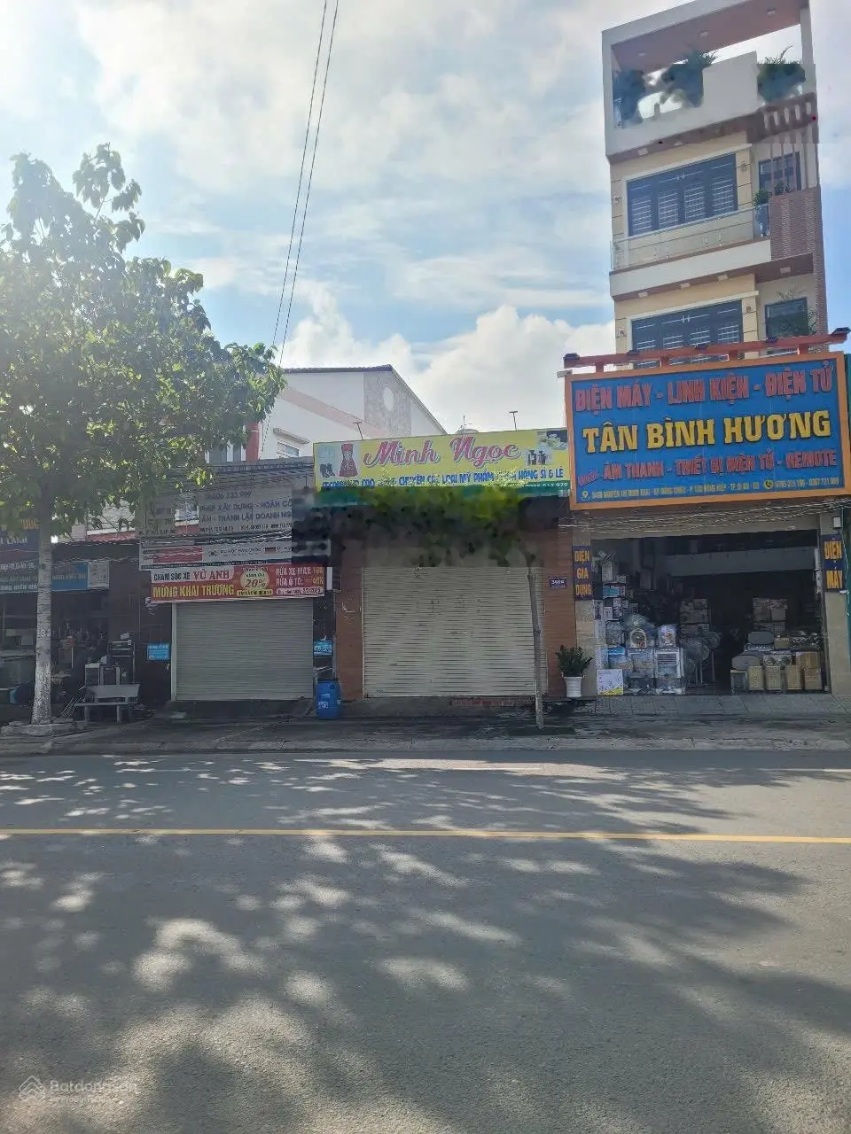 Nhà mặt tiền kinh doanh sầm uất nguyễn thị minh khai 5x17 vị tri kd vip giá ngộp giảm 400 tr