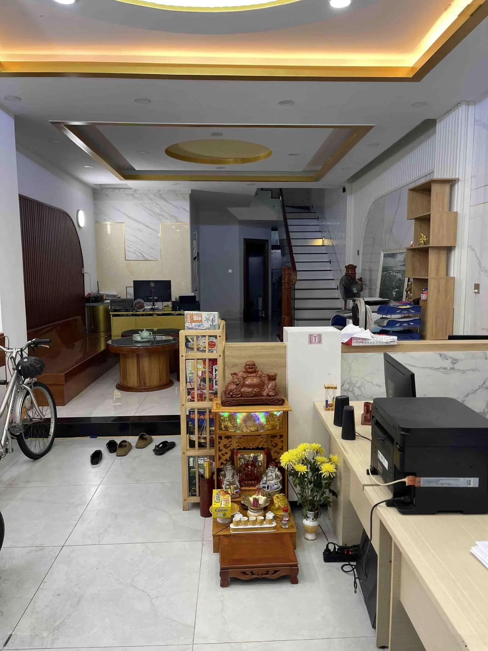 Bán nhà đẹp 4 tầng đầy đủ nội thất có thang máy ở KĐT Hà Quang 2, Nha Trang giá chỉ 10 tỷ 400 triệu