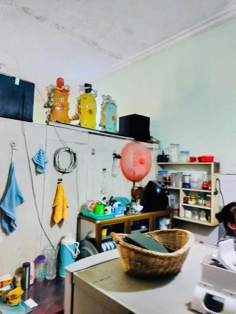 Bán nhà chia lô Lĩnh Nam - Ô tô 7 chỗ vào nhà - Dân xây chắc chắn - Giá: 7,2 tỷ. LH: 0779 548 ***