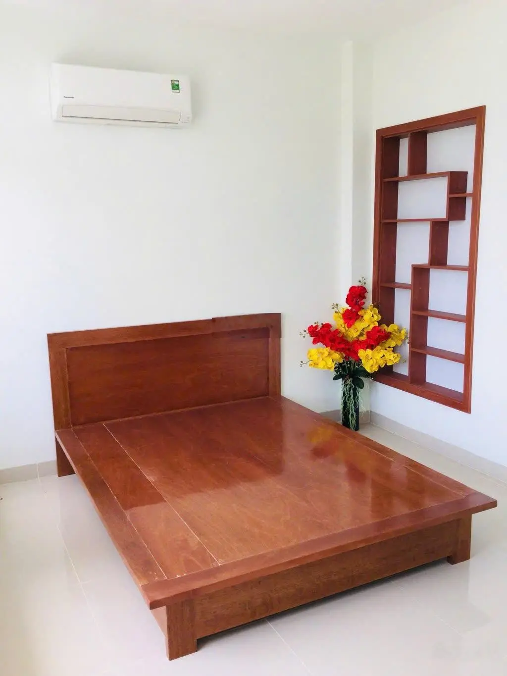 Bán nhà mặt phố khu mỹ an đối diện đại học kinh tế, giá sốc chỉ 5,9 tỷ, 96m2, 2 tầng, 2pn