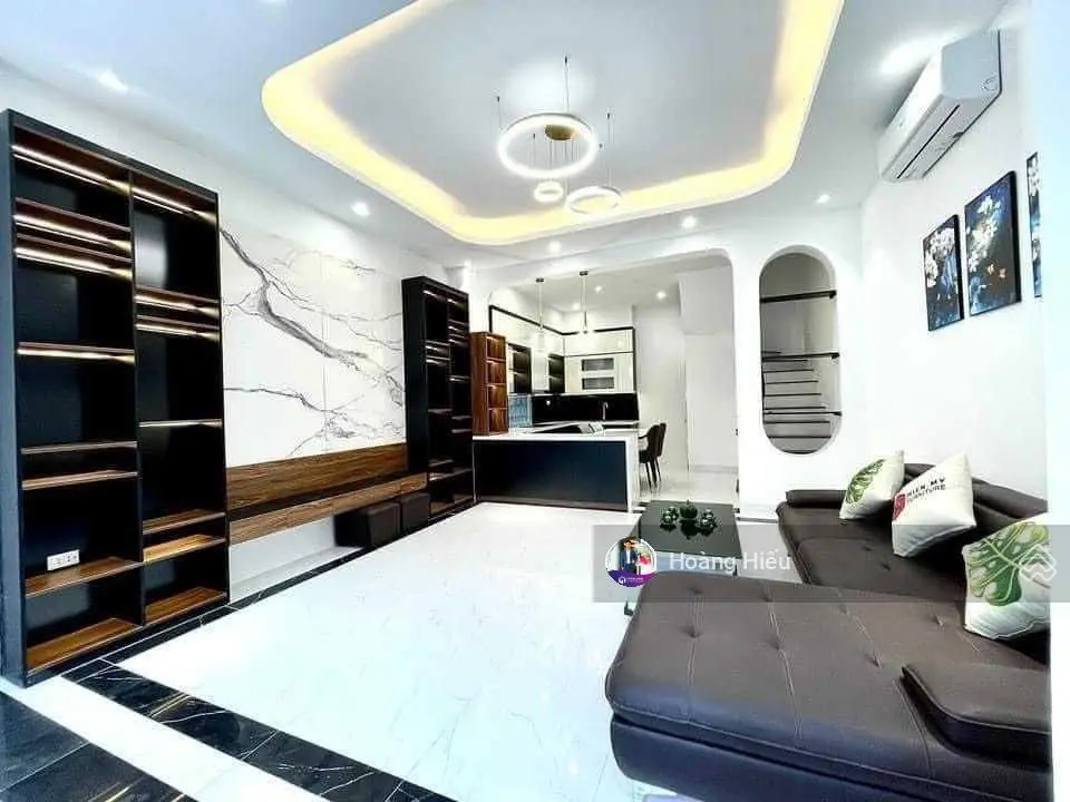 Cực kì ngon, bán nhà Cầu Giấy, ô tô đỗ 20m, ngõ 3m kinh doanh, lô góc 2 thoáng, 43m2, 5 tầng