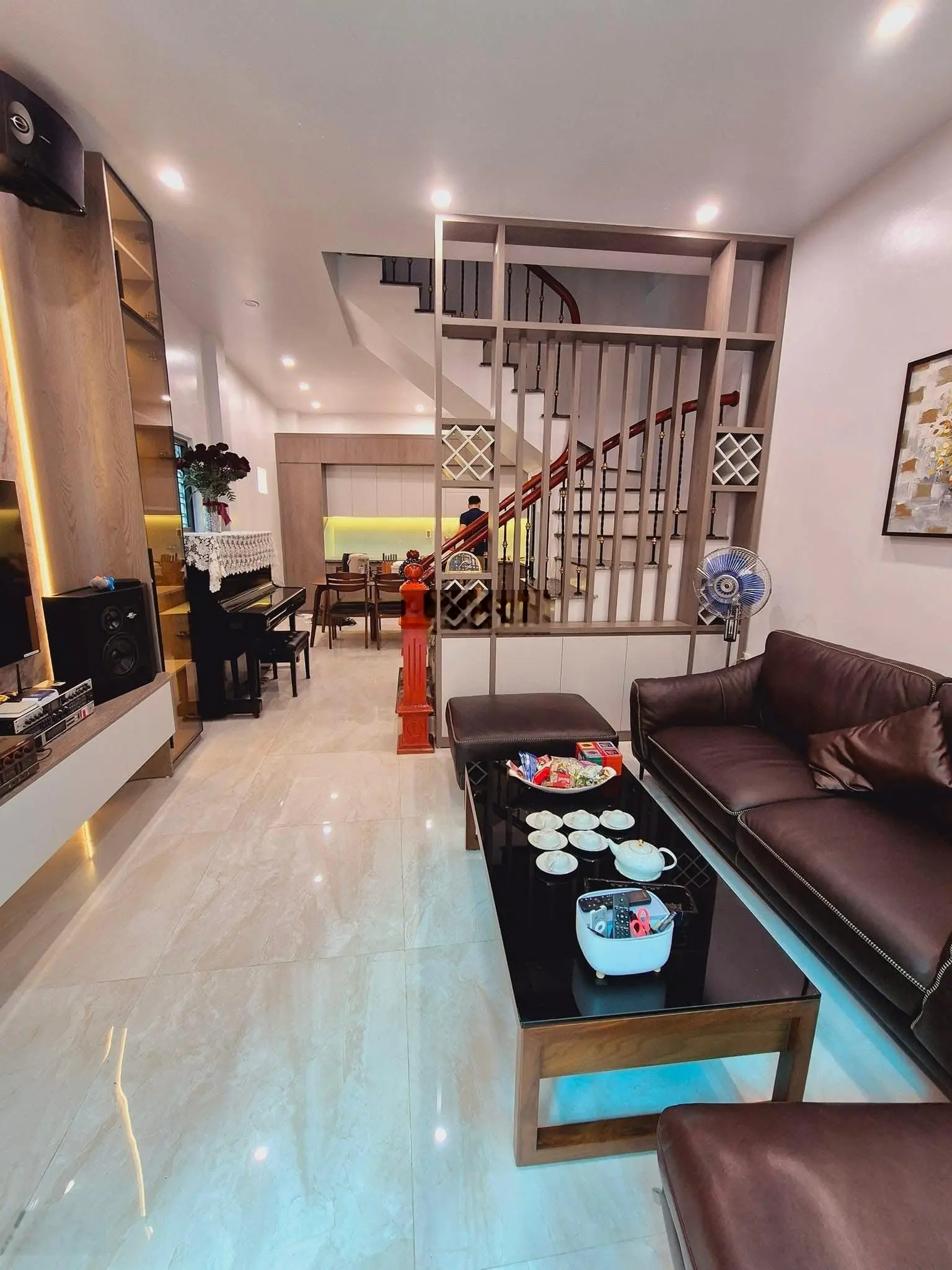 Bán gấp nhà Quan Nhân - Thanh Xuân ô tô, lô góc 3 thoáng, gần phố, 50m2, 4T, MT 4m. Nhỉnh 9 tỷ
