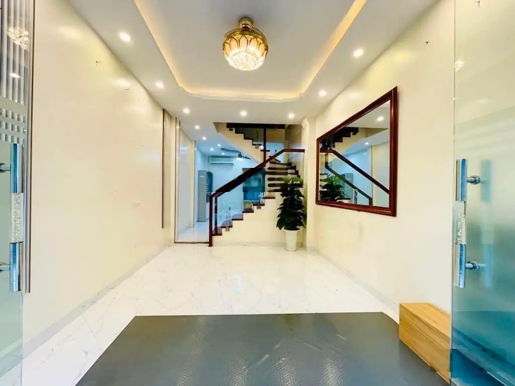 Nhà đẹp Hà Đông - xách vali vào ở ngay - pháp lý sổ hồng vuông vắn