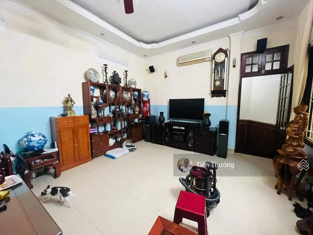 Mặt phố Hoàng Ngân 222m2 x 5 tầng- phường Trung Hòa,quận Cầu Giấy.Giá bán 220 triệu/m2!