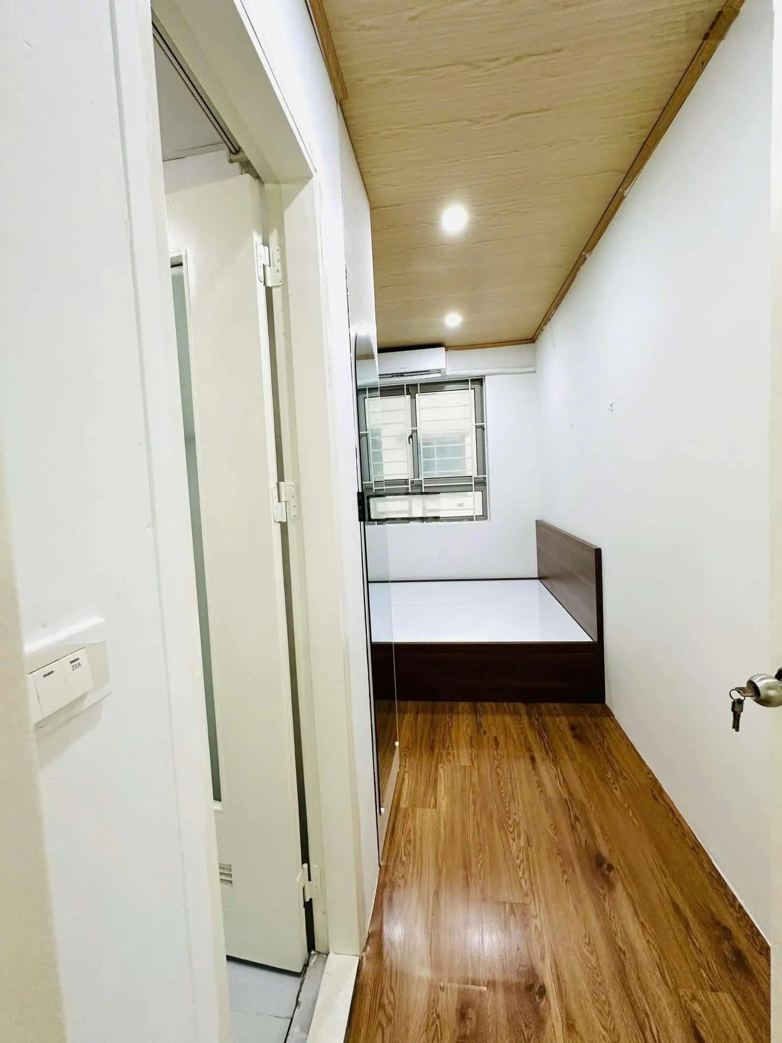 Gia đình cần bán gấp! Căn hộ 2 phòng ngủ 2WC tại HH1 Linh Đàm giá vô cùng tốt nhận nhà ở ngay