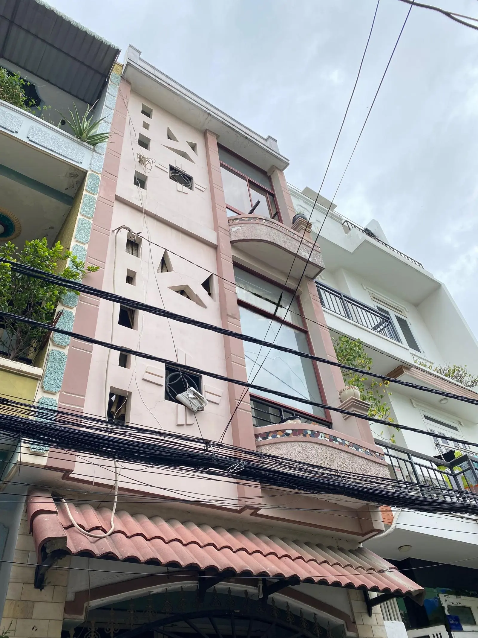 * Nhà Hẻm xe hơi cách Phan Huy ích 500m P15 Tân bình 41m2 giá 5.5 tỷ TL