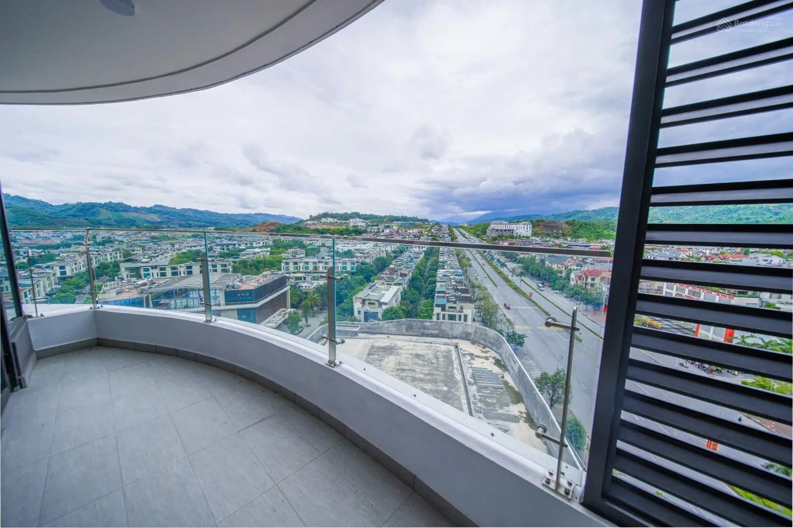 Bán căn hộ chung cư tại the manor tower lào cai, 1,9 tỷ, 60m2, tây nam