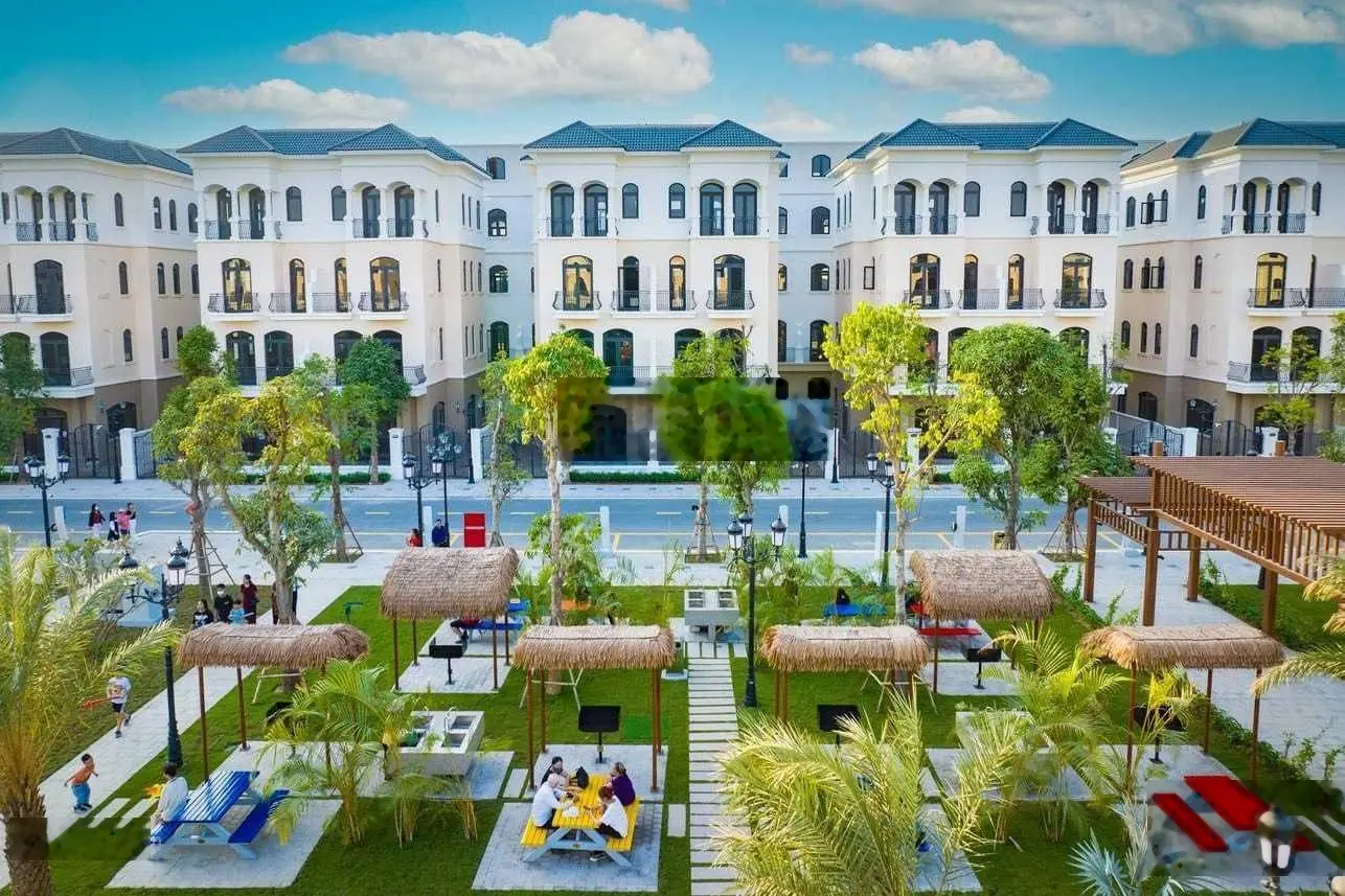 Chủ nhà ngộp bank cần gấp căn Sao Biển 58,5 m2 gần chung cư masteri, công viên 7,5 ha ,bể bơi