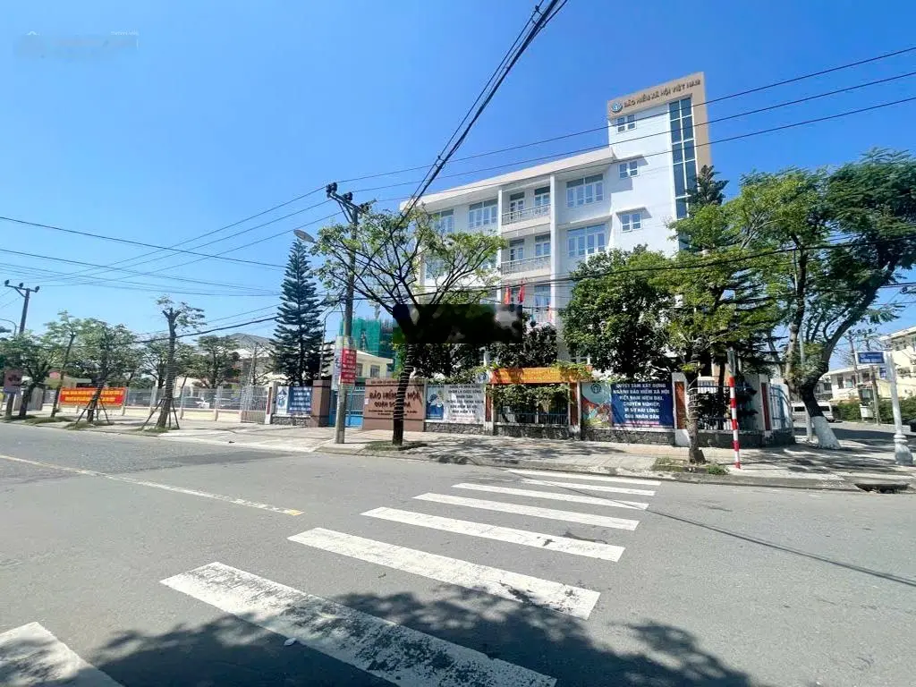 Bán nhà gác đúc hai mặt kiệt đường Đông Giang, ngay TT hành chính Quận Sơn Trà, DT 60m2, giá 3tỷ350
