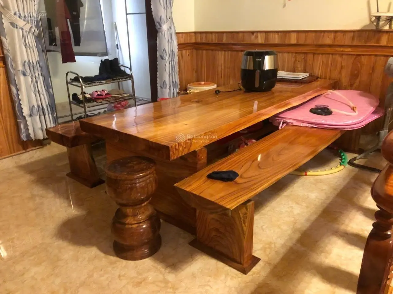 Bán nhà 2 tầng full nội thất mặt đường 3,2 tỷ, 165m2, ngay chợ Cầu Hai, Phú Lộc, TP Huế