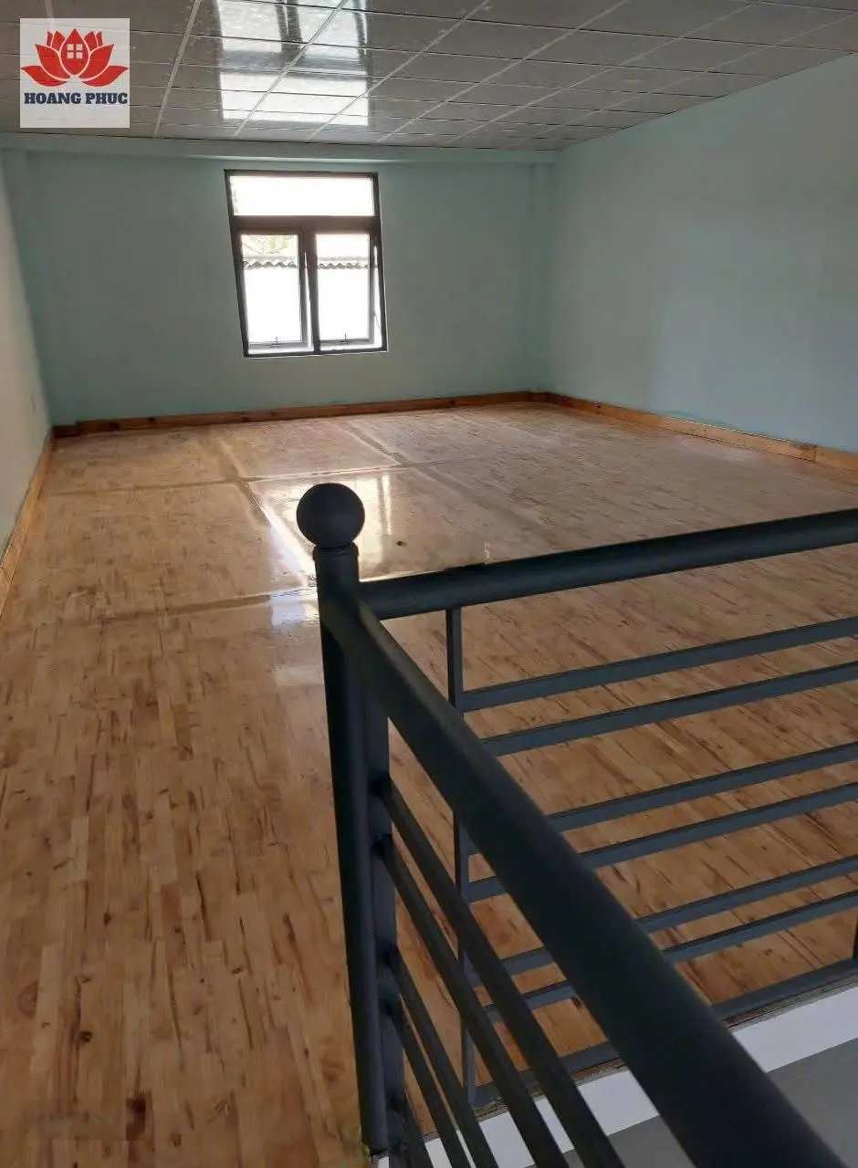 Hàng đầu tư bán đất tặng nhà C4 105m2, mặt tiền kinh doanh 12m sầm uất nhất đường Lê Văn Việt