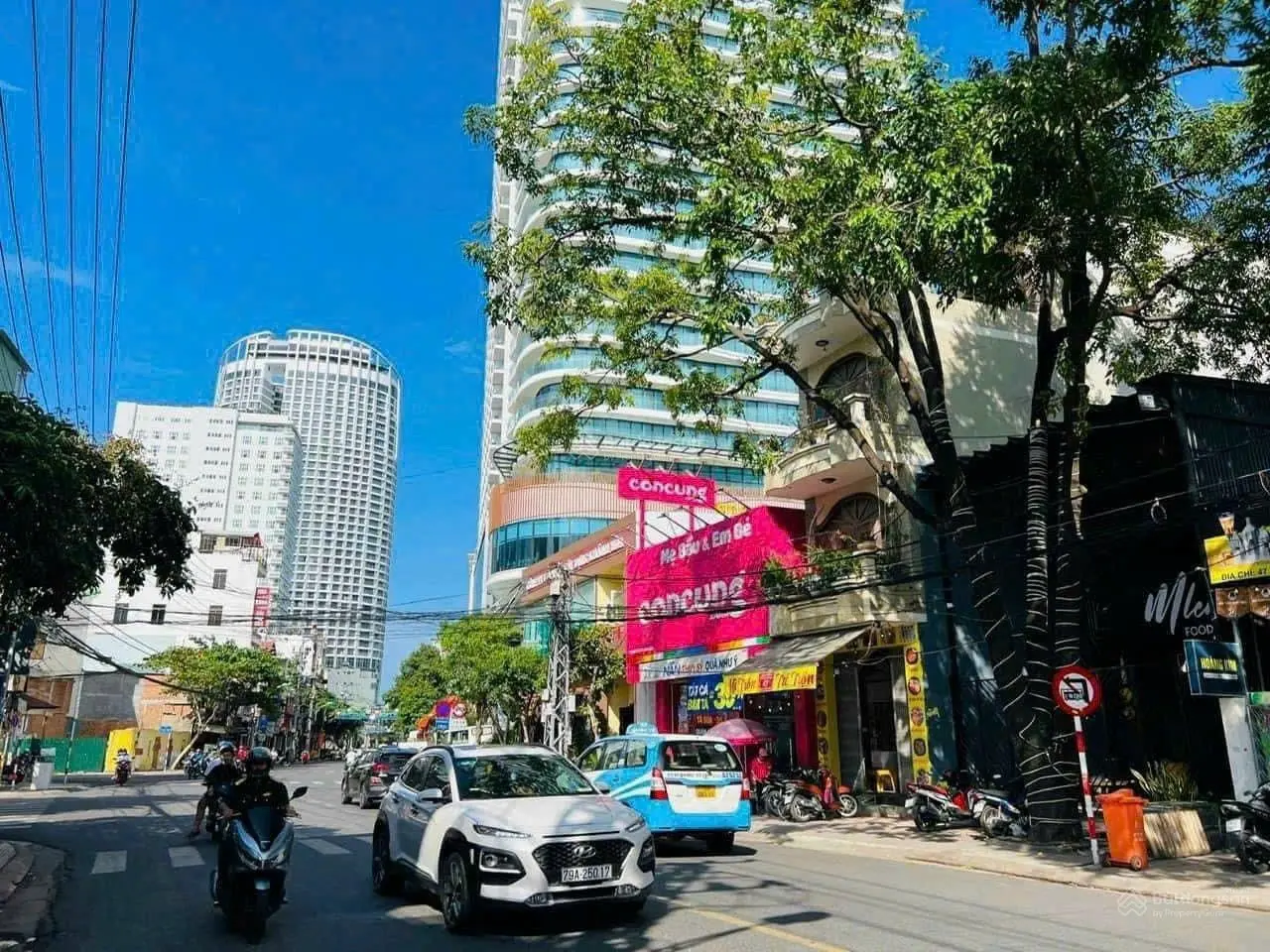 Bán nhà 6 tầng đã hoàn công đường Nguyễn Thị Minh Khai trung tâm phố Tây Nha Trang