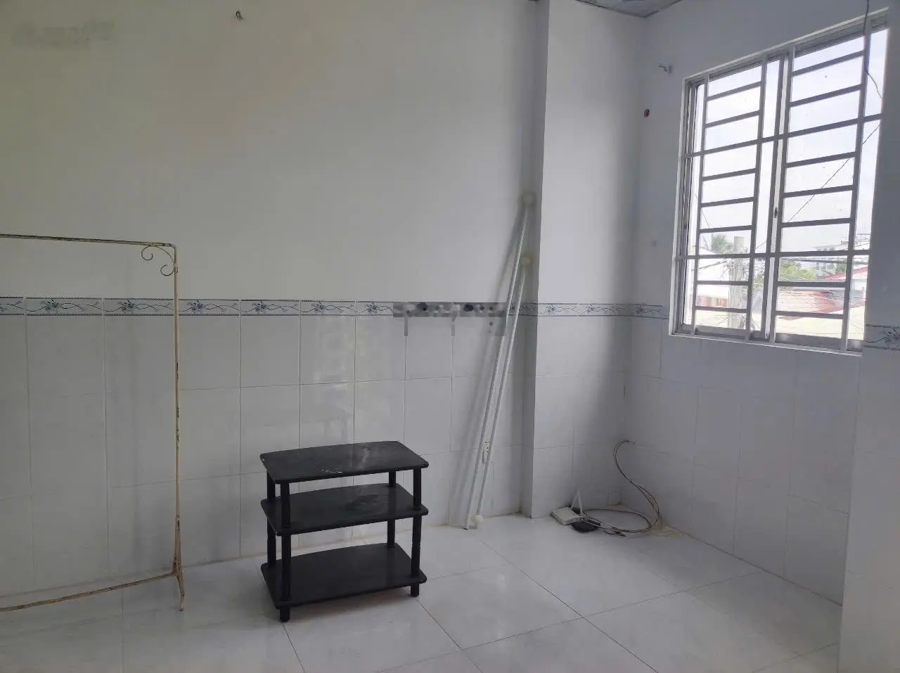 Bán nhà đẹp 1 trệt 1 lầu đường nhựa ôtô gần chợ P3 thuân tiện kinh doanh TP Vĩnh Long