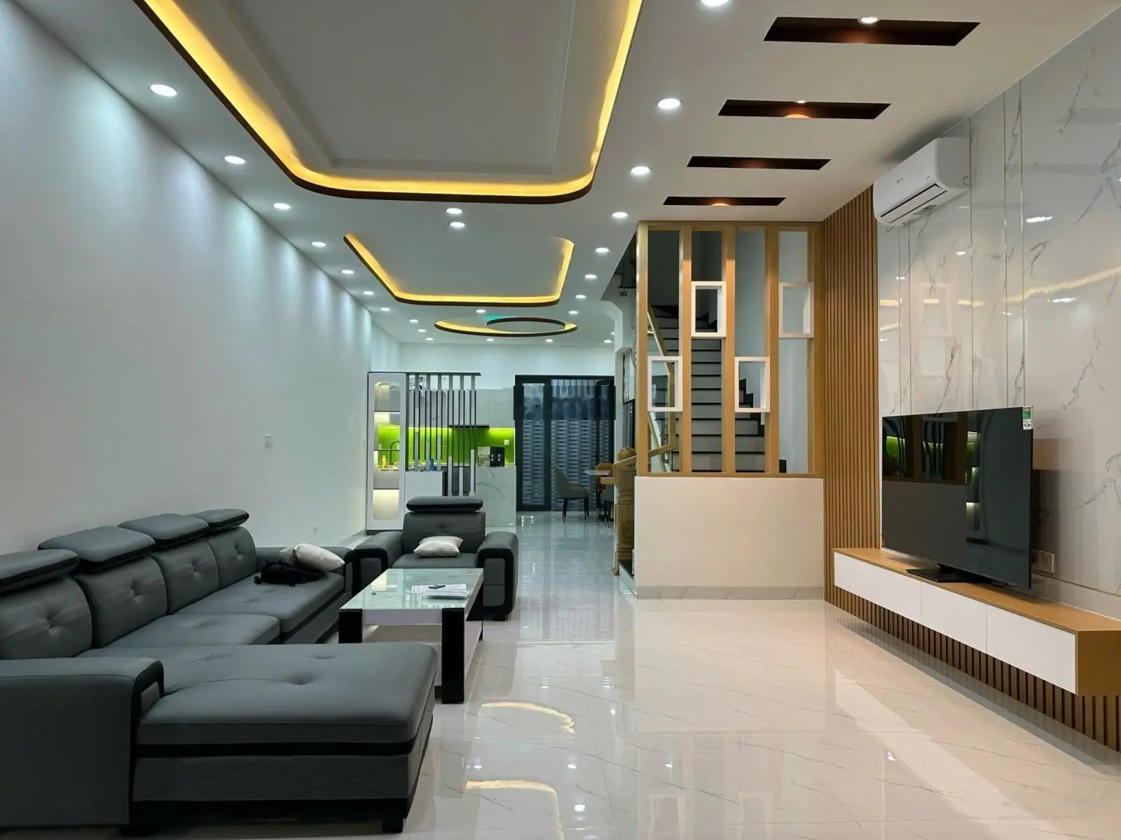 Bán Nhanh Căn Đường Thông Gói 8 Mỹ Gia - KVG The Capella Nha Trang Sát Hồ Bơi Chỉ 6 Tỷ 050