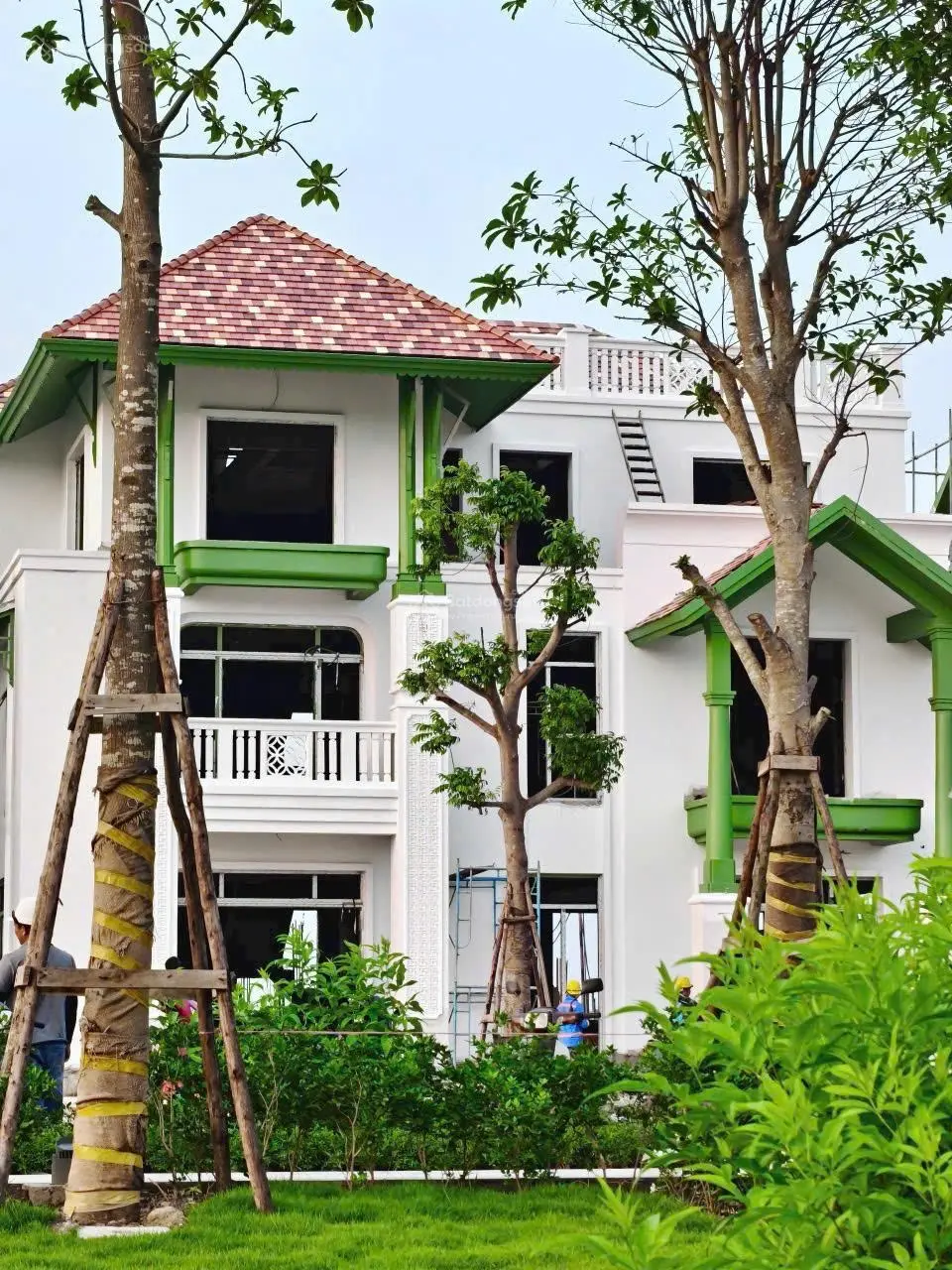Chính chủ cần bán căn liền kề c10-17 xẻ khe, gần chính nam, công viên lễ hội, giá rẻ
