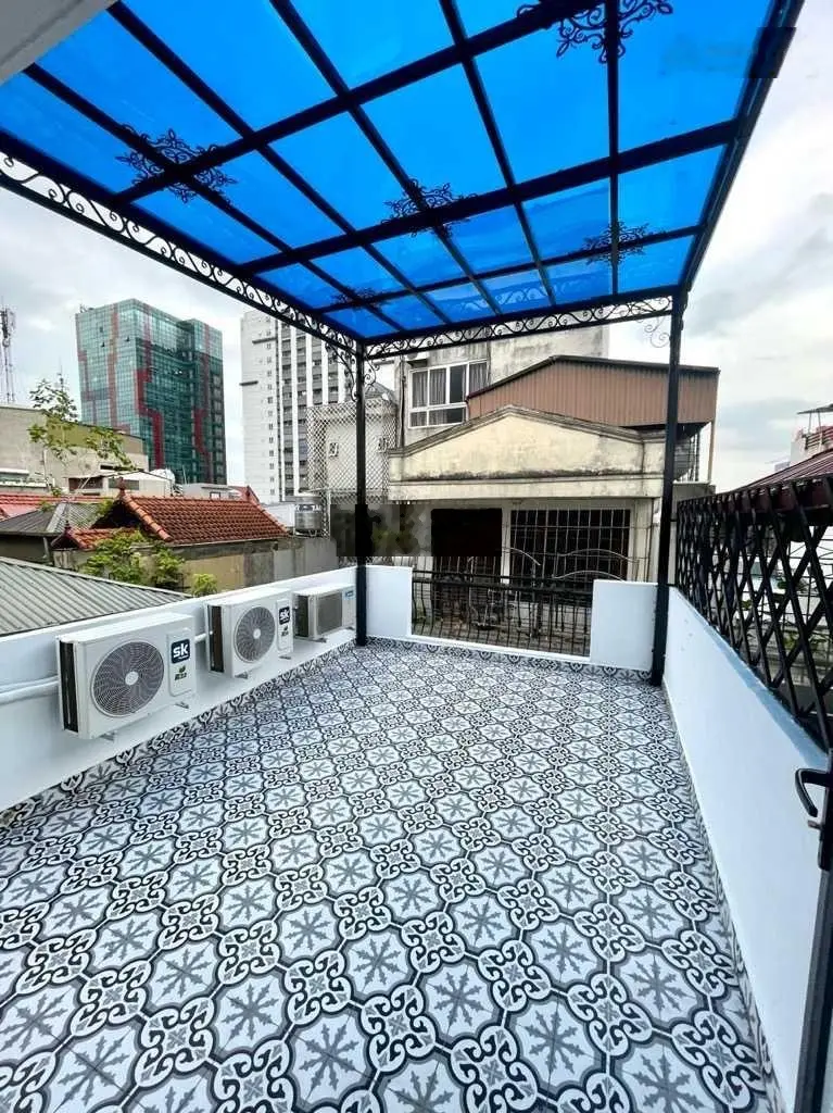 Trực tiếp Bán nhà 5 tầng, 4 ngủ gần Phố Tây Sơn, ngõ thông, gần ô tô, tặng nội thất, chỉ 8.1 tỷ